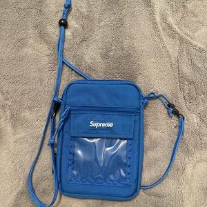 Supreme shoulder bag